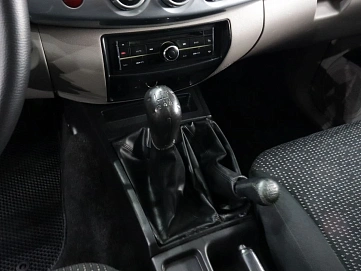 Mitsubishi L200, 2012г, полный привод, механика
