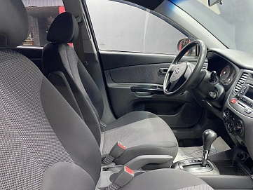 Kia Rio, 2011г, передний привод, автомат