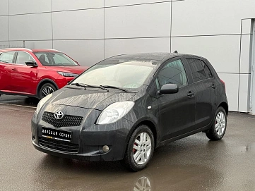 Toyota Yaris, 2008г, передний привод, робот