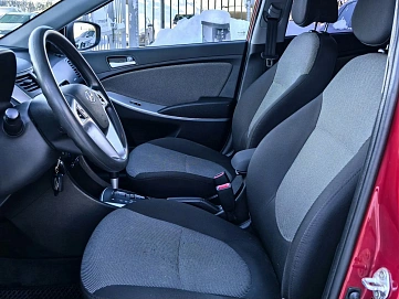 Hyundai Solaris, 2013г, передний привод, автомат