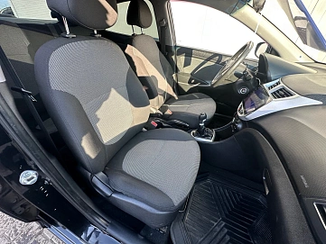 Hyundai Solaris, 2011г, передний привод, механика