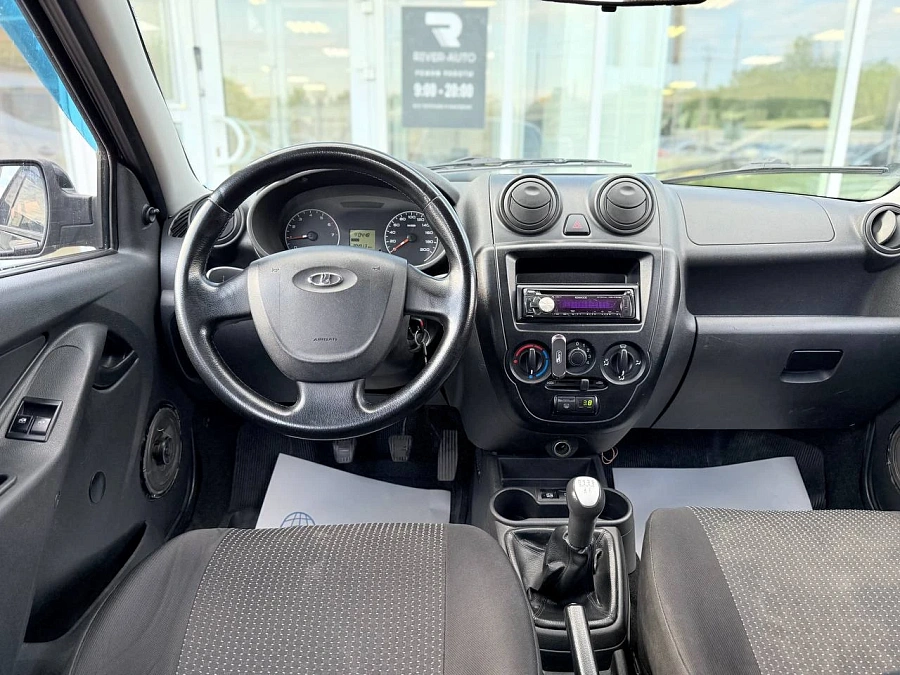 Lada (ВАЗ) Granta, 2014г., передний привод, механика