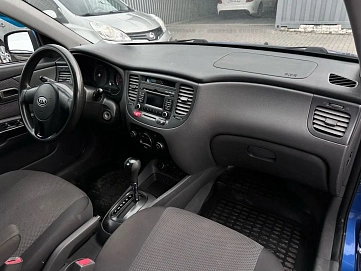 Kia Rio, 2010г, передний привод, автомат