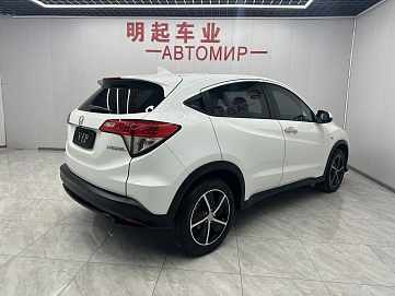Honda Vezel, 2022г, передний привод, вариатор