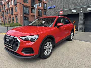Audi Q3, 2020г, передний привод, робот