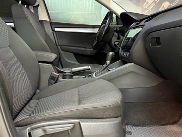 Skoda Octavia, 2016г, передний привод, робот