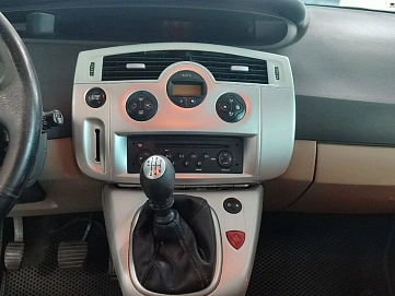 Renault Scenic, 2008г, передний привод, механика