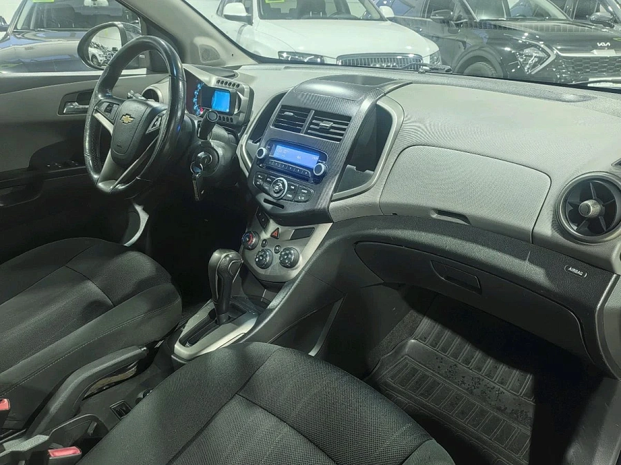 Chevrolet Aveo, 2012г., передний привод, автомат
