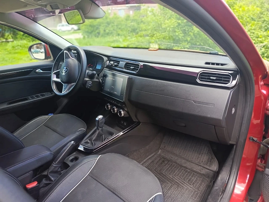 Renault Arkana, 2019г., передний привод, вариатор