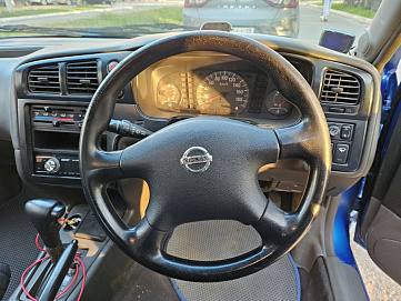 Nissan Expert, 2005г, передний привод, автомат