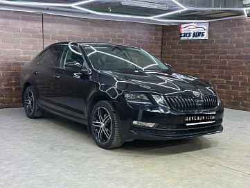 Skoda Octavia, 2018г, передний привод, робот