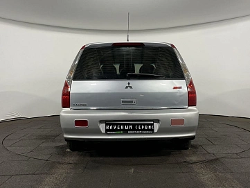 Mitsubishi Lancer, 2006г, передний привод, механика