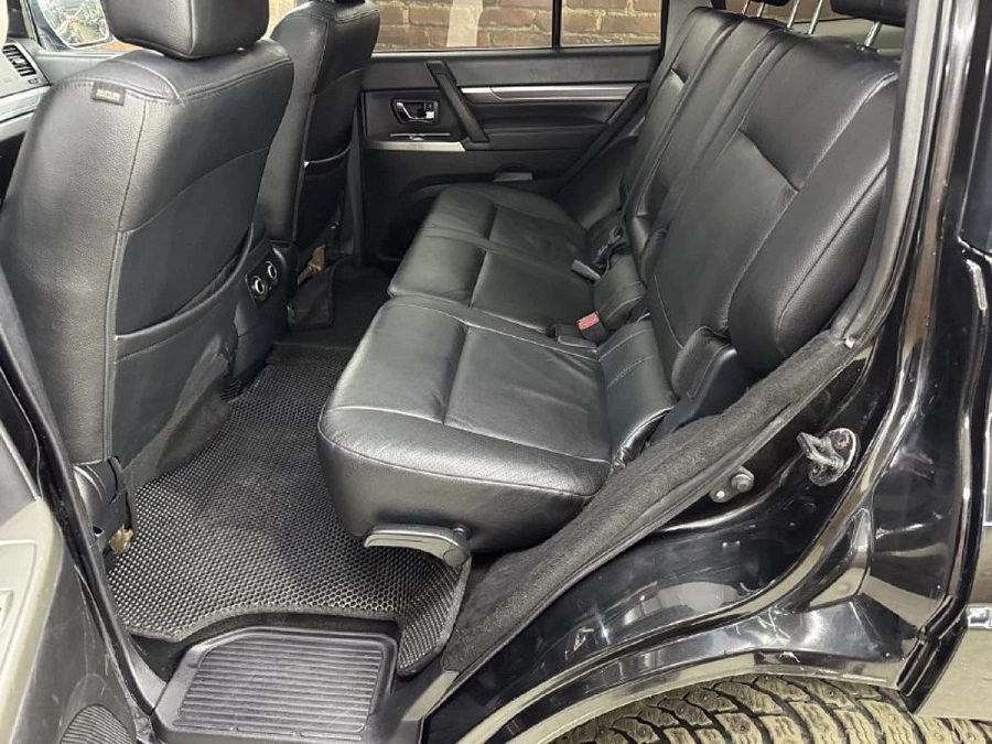 Mitsubishi Pajero, 2012г., полный привод, автомат