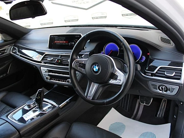 BMW , 2018г., полный привод, автомат