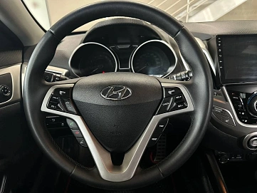 Hyundai Veloster, 2013г, передний привод, автомат