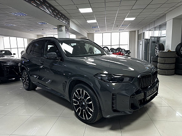 BMW X5, 2023г, полный привод, автомат