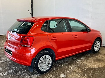 Volkswagen Polo, 2010г, передний привод, робот