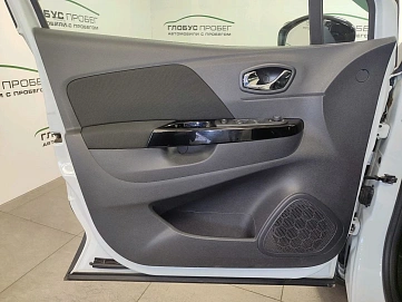 Renault Kaptur, 2016г, передний привод, механика