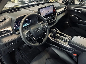 Toyota Highlander, 2025г, полный привод, автомат