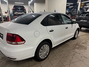 Volkswagen Polo, 2016г, передний привод, автомат