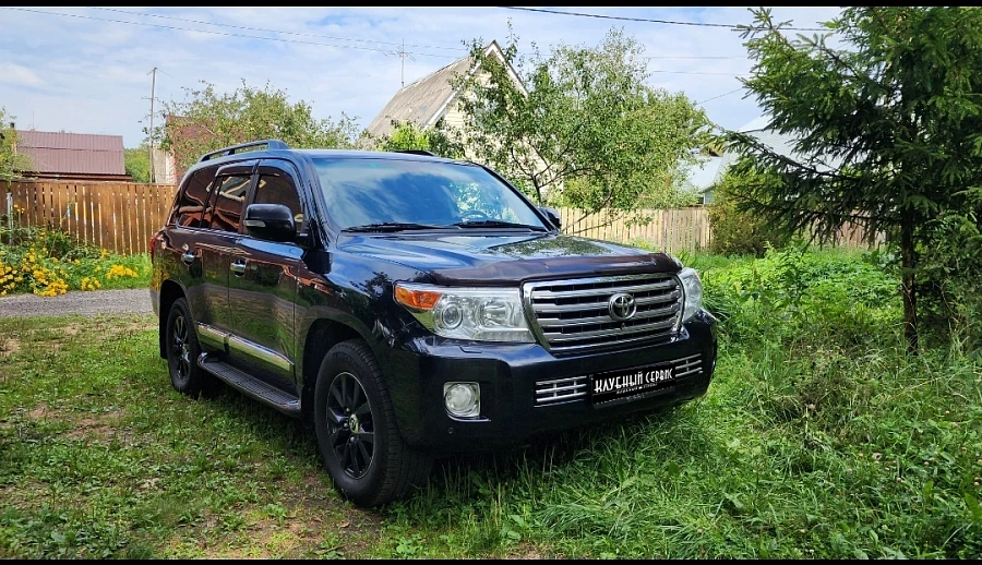 Toyota Land Cruiser, 2015г., полный привод, автомат