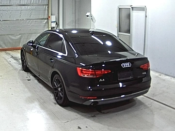 Audi A4, 2017г, передний привод, робот