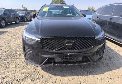 Volvo XC60, 2025г, полный привод, автомат
