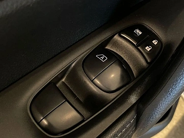 Nissan X-Trail, 2017г, передний привод, автомат