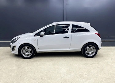 Opel Corsa, 2013г, передний привод, механика