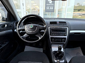 Skoda Octavia, 2012г., передний привод, механика
