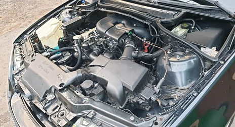 BMW 3 серии, 1998г, задний привод, автомат