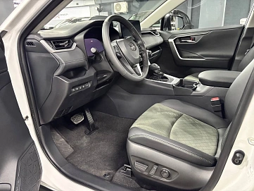 Toyota RAV4, 2025г., полный привод, вариатор