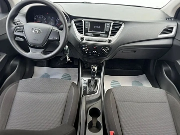 Hyundai Solaris, 2020г., передний привод, автомат
