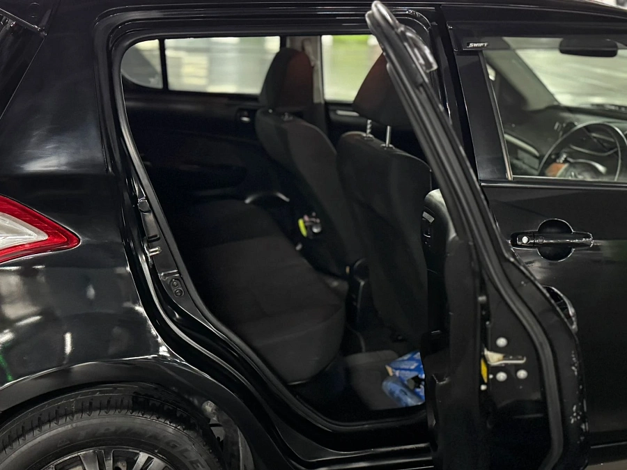 Suzuki Swift, 2014г., передний привод, вариатор