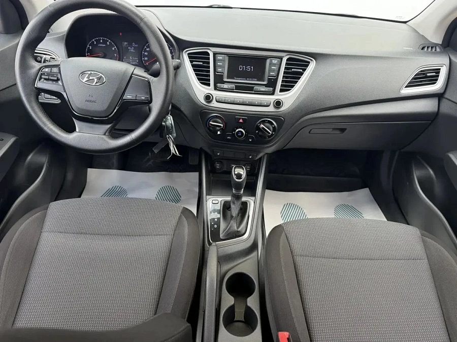 Hyundai Solaris, 2020г., передний привод, автомат