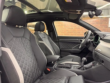 Audi Q3, 2025г, полный привод, робот
