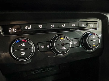 Volkswagen Tiguan, 2018г, полный привод, робот