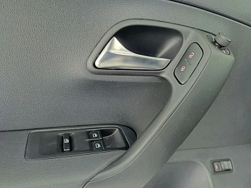 Volkswagen Polo, 2018г, передний привод, механика