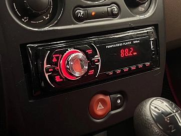 Renault Clio, 2006г, передний привод, механика