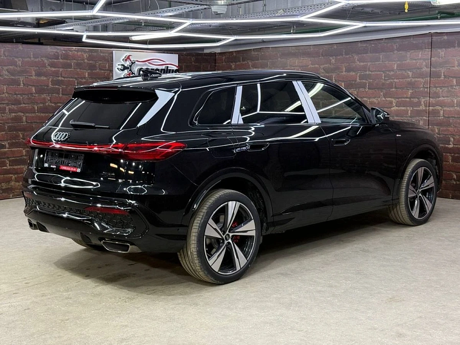 Audi Q5, 2026г., полный привод, робот