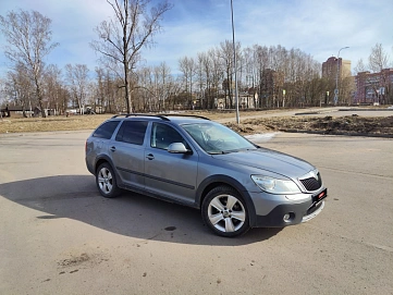 Skoda Octavia, 2012г, полный привод, механика