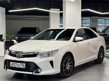 Toyota Camry, 2016г, передний привод, автомат