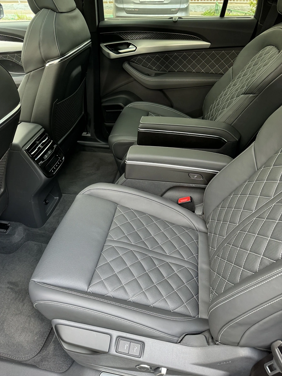 Audi Q6, 2023г., полный привод, робот