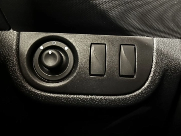 Renault Logan, 2019г, передний привод, автомат