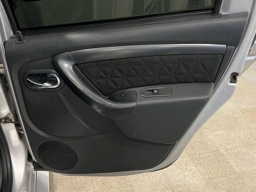 Renault Duster, 2016г, передний привод, автомат