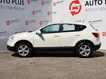 Nissan Qashqai, 2008г, передний привод, механика