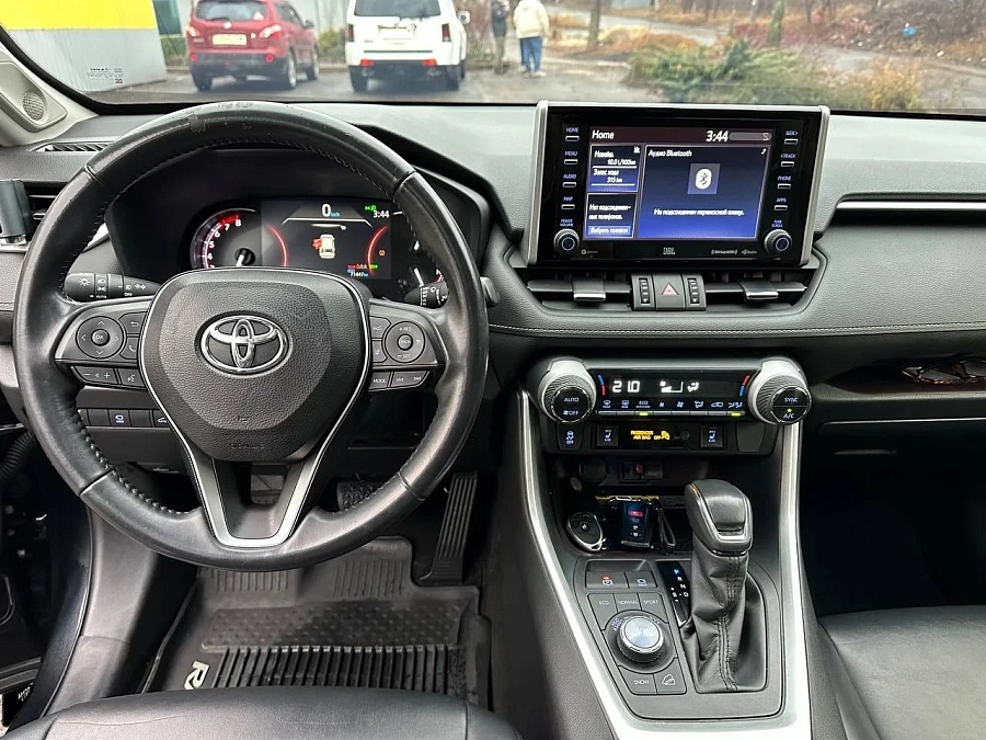 Toyota RAV4, 2018г., полный привод, автомат