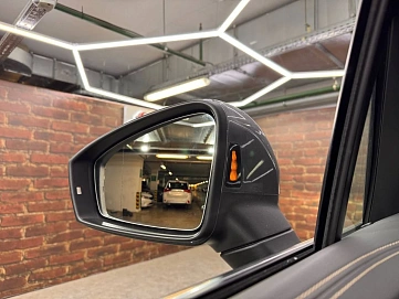 Volkswagen Touareg, 2025г, полный привод, автомат