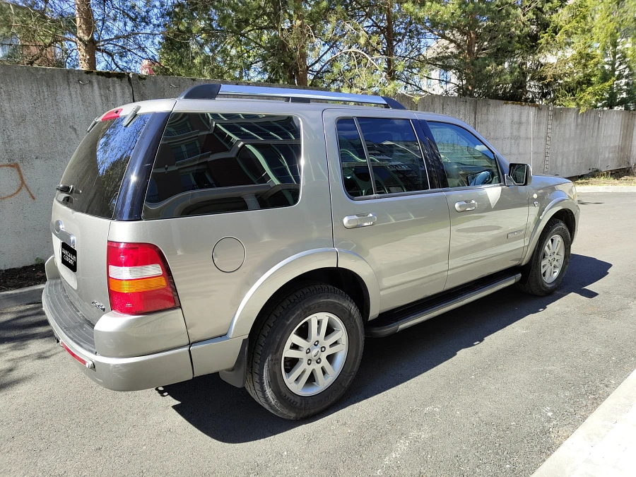 Ford Explorer, 2008г., полный привод, автомат