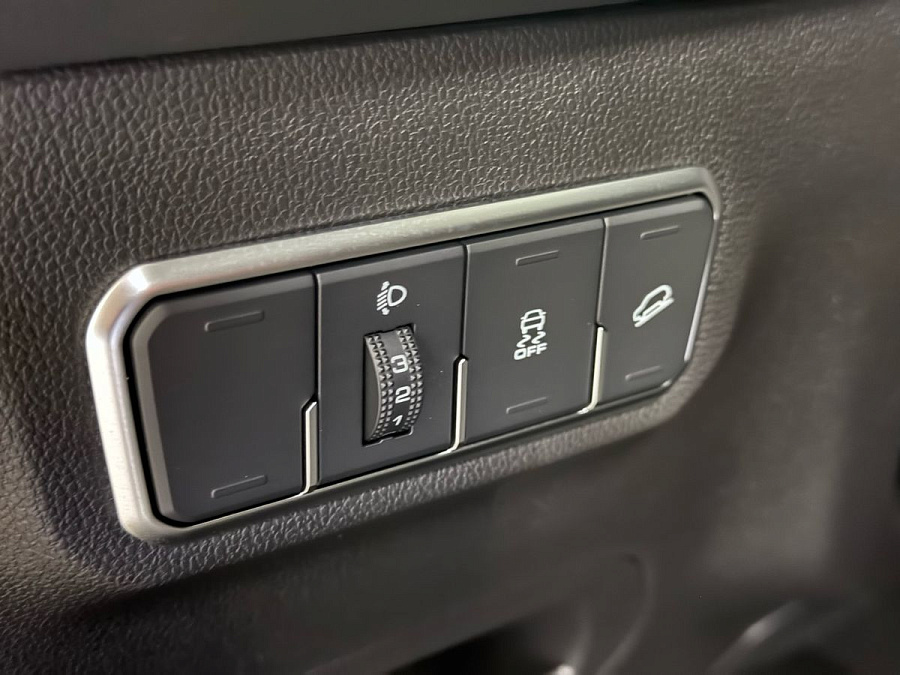 Haval M6, 2023г., передний привод, автомат